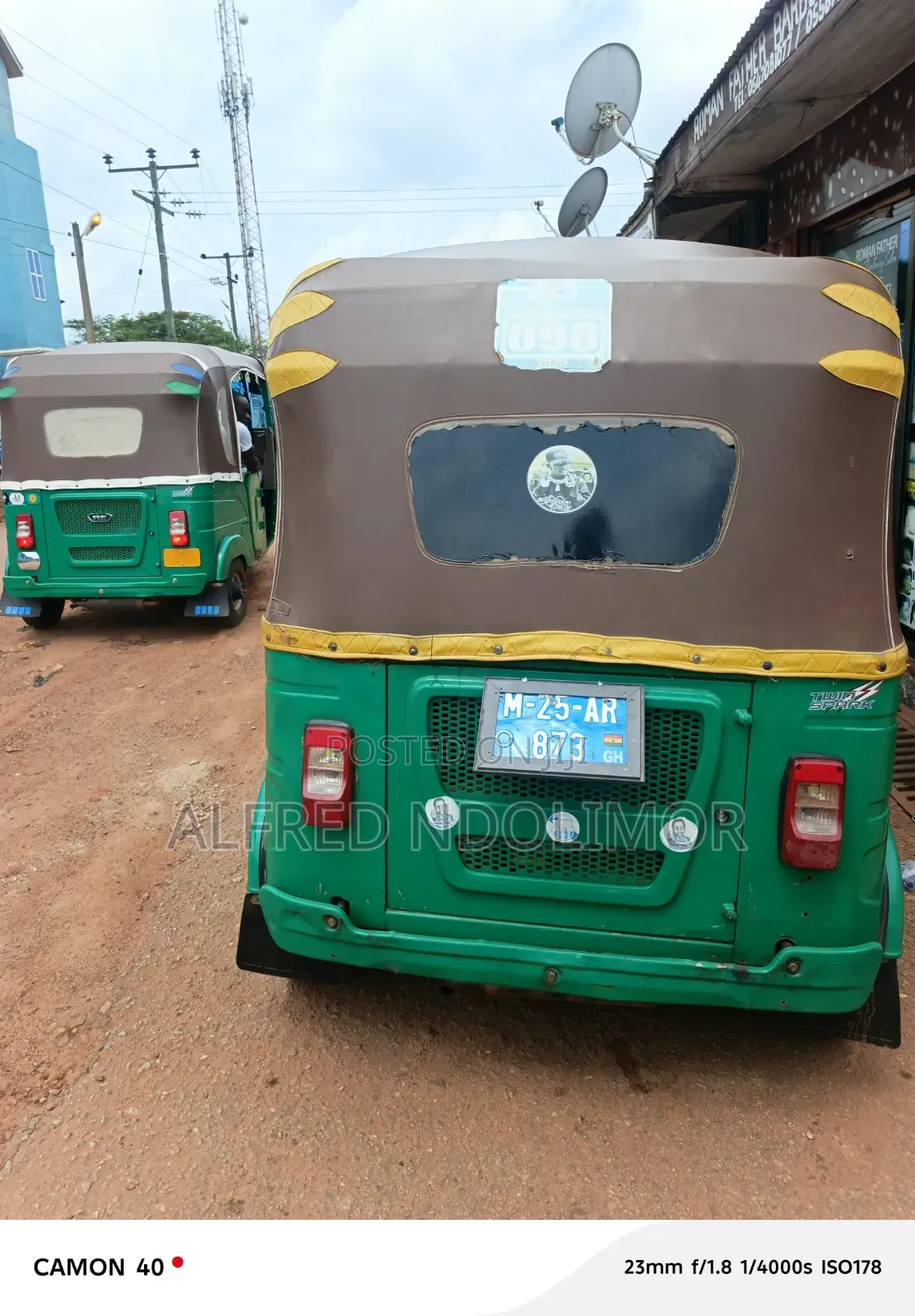 Bajaj RE 2025 Green