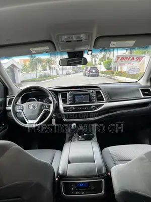 Toyota Highlander 2019 Silver
