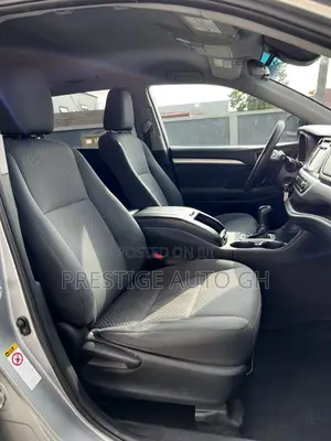 Toyota Highlander 2019 Silver