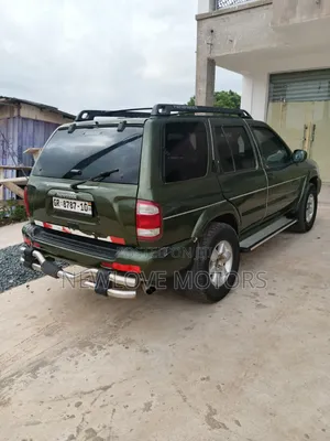 Nissan Pathfinder 2004 Green