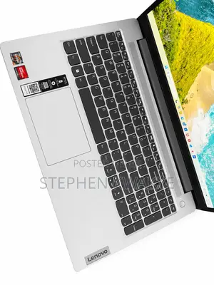 New Laptop Lenovo 16GB AMD Ryzen 7 SSD 512GB