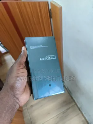 New Samsung Galaxy S22 5G 128 GB Black
