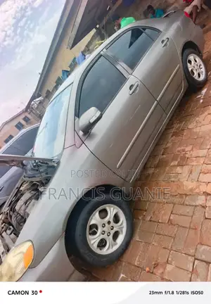 Toyota Corolla 2005 Silver
