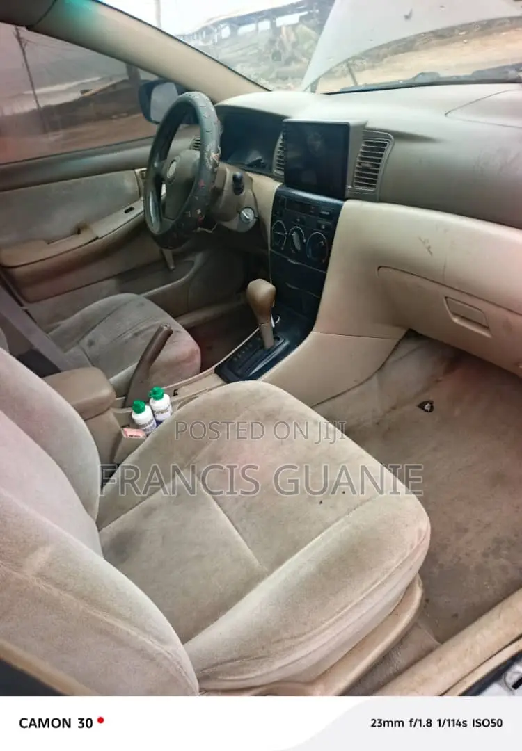 Toyota Corolla 2005 Silver