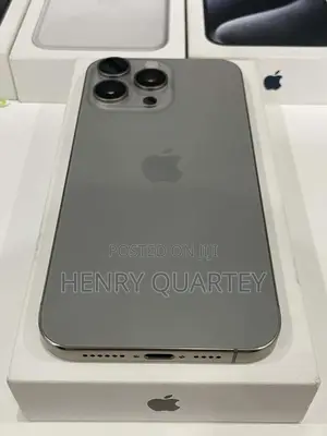 Apple iPhone 15 Pro Max 256 GB