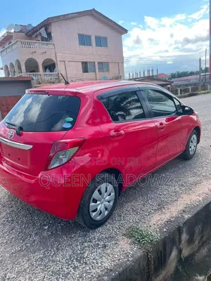 Toyota Vitz 2012 Brown