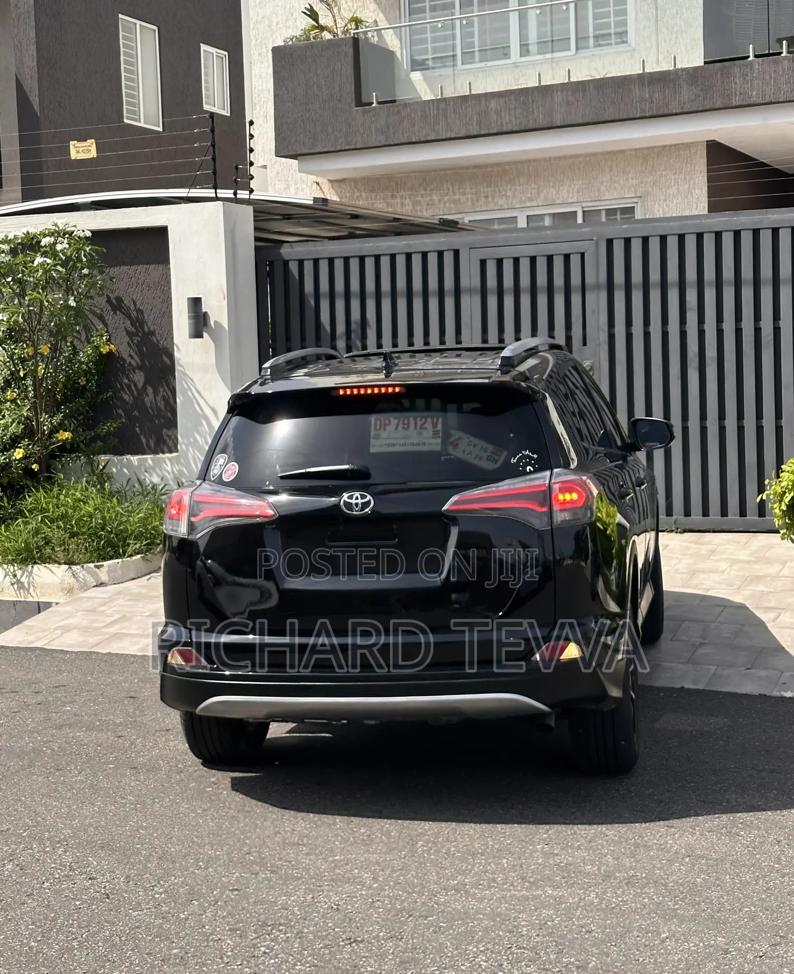 Toyota RAV4 Limited 4dr SUV (2.5L 4cyl 6A) 2018 Black