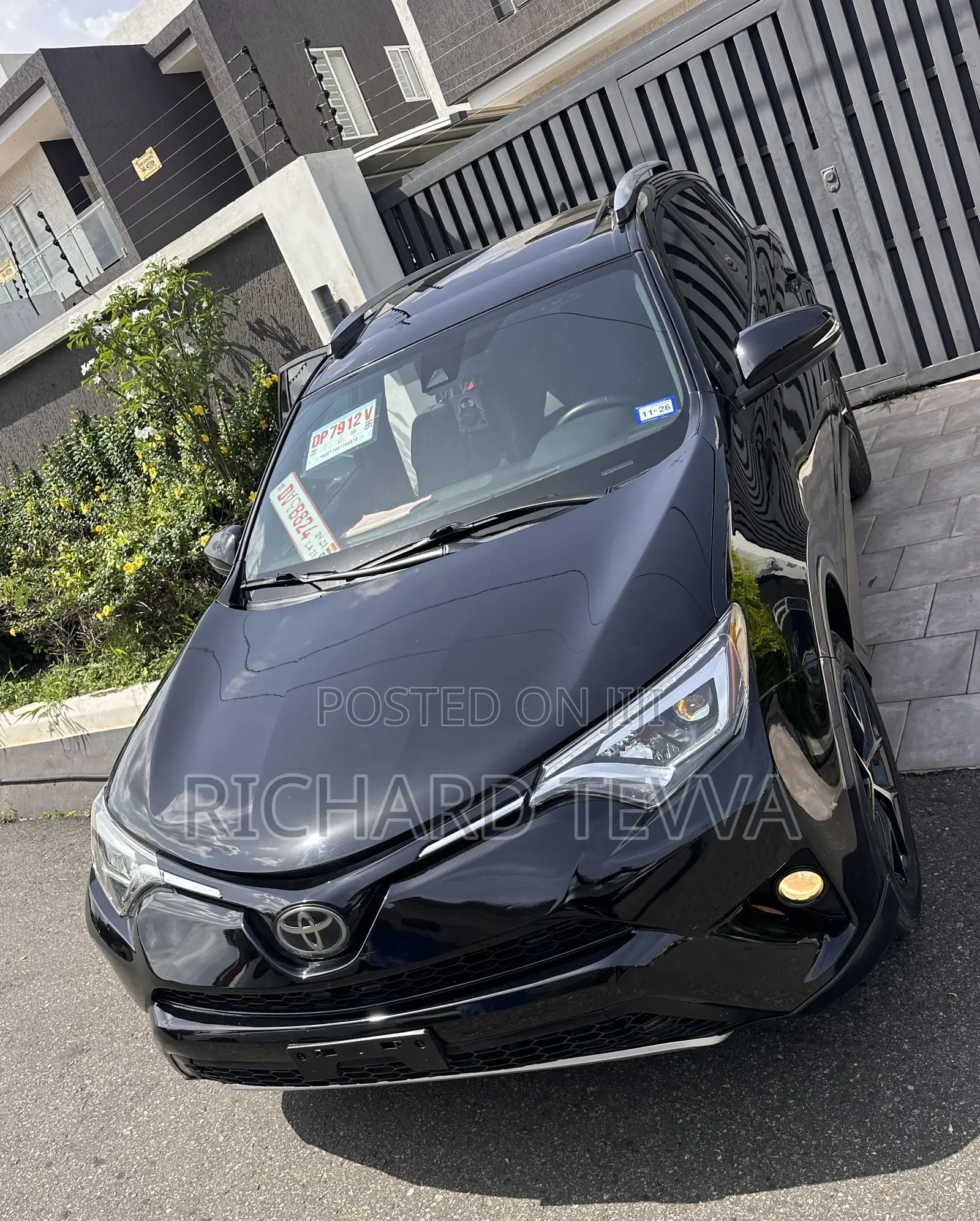 Toyota RAV4 Limited 4dr SUV (2.5L 4cyl 6A) 2018 Black