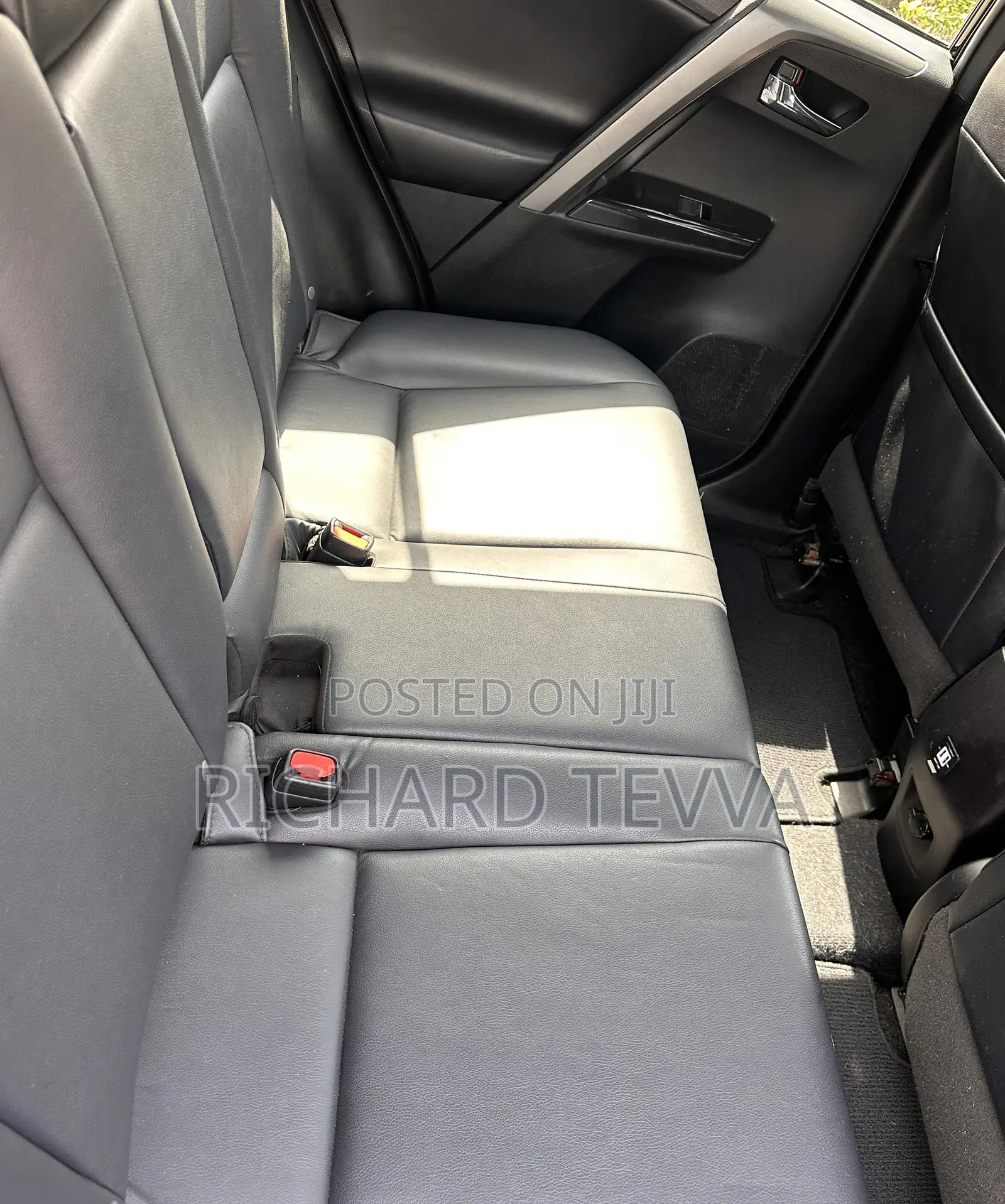 Toyota RAV4 Limited 4dr SUV (2.5L 4cyl 6A) 2018 Black