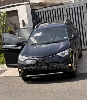 Toyota RAV4 Limited 4dr SUV (2.5L 4cyl 6A) 2018 Black