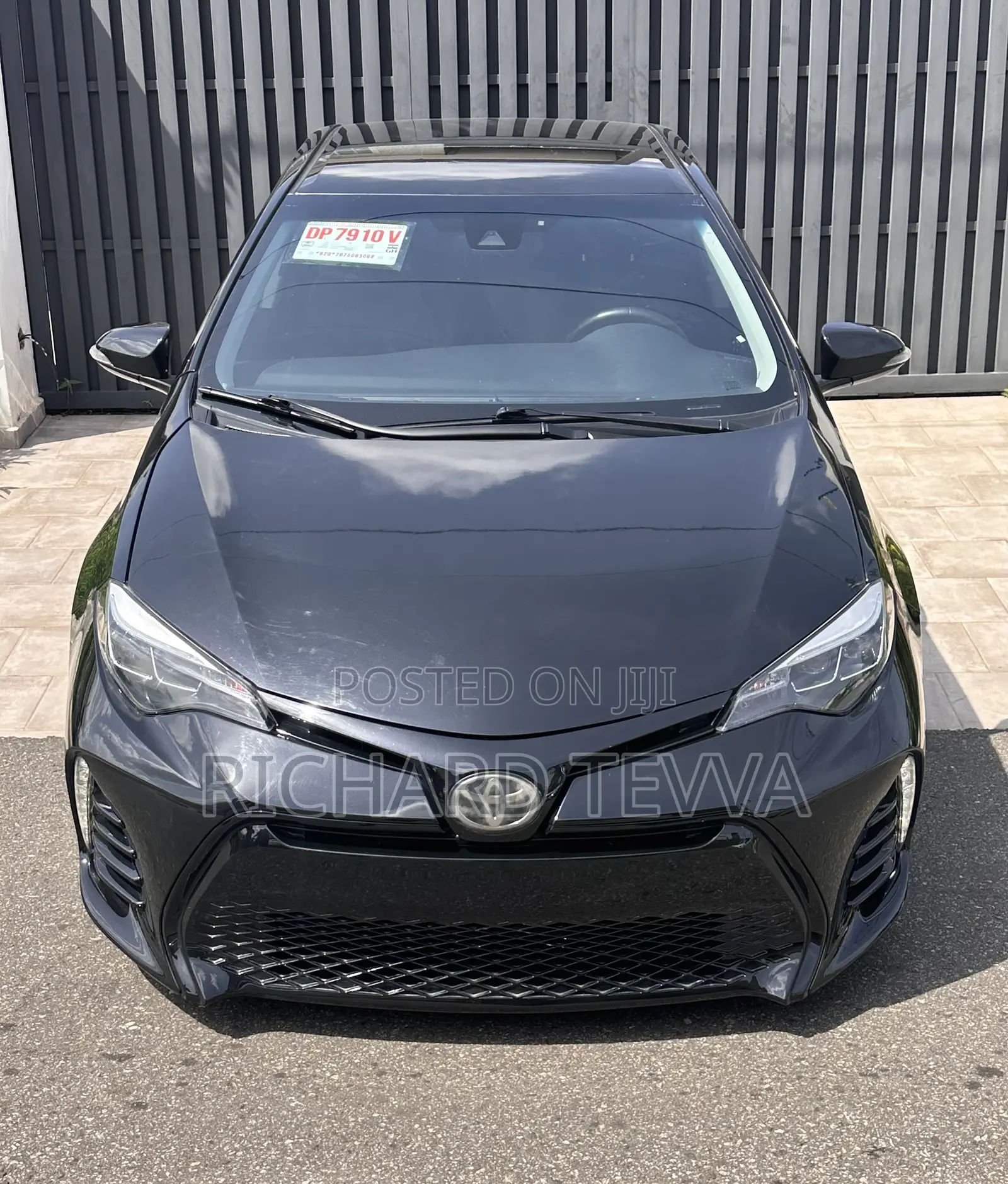 Toyota Corolla SE (1.8L 4cyl 2A) 2019 Black