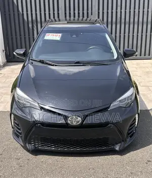 Toyota Corolla SE (1.8L 4cyl 2A) 2019 Black