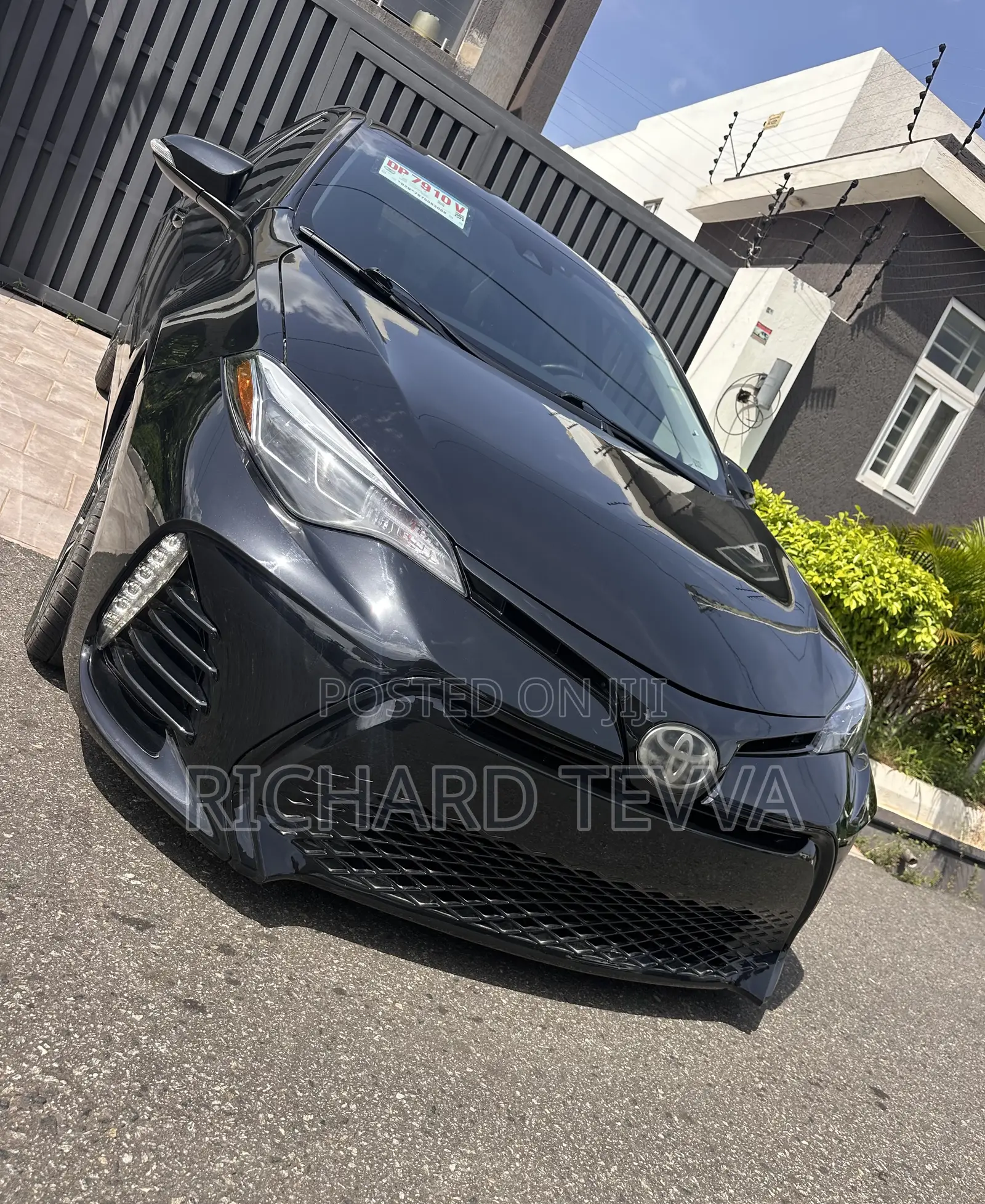 Toyota Corolla SE (1.8L 4cyl 2A) 2019 Black