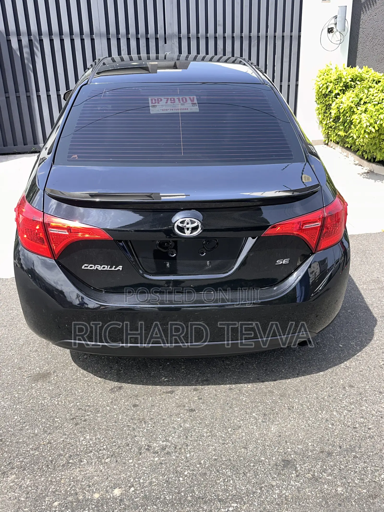 Toyota Corolla SE (1.8L 4cyl 2A) 2019 Black