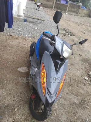 Yamaha 2020 Blue