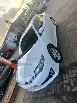 Toyota Camry 2014 White