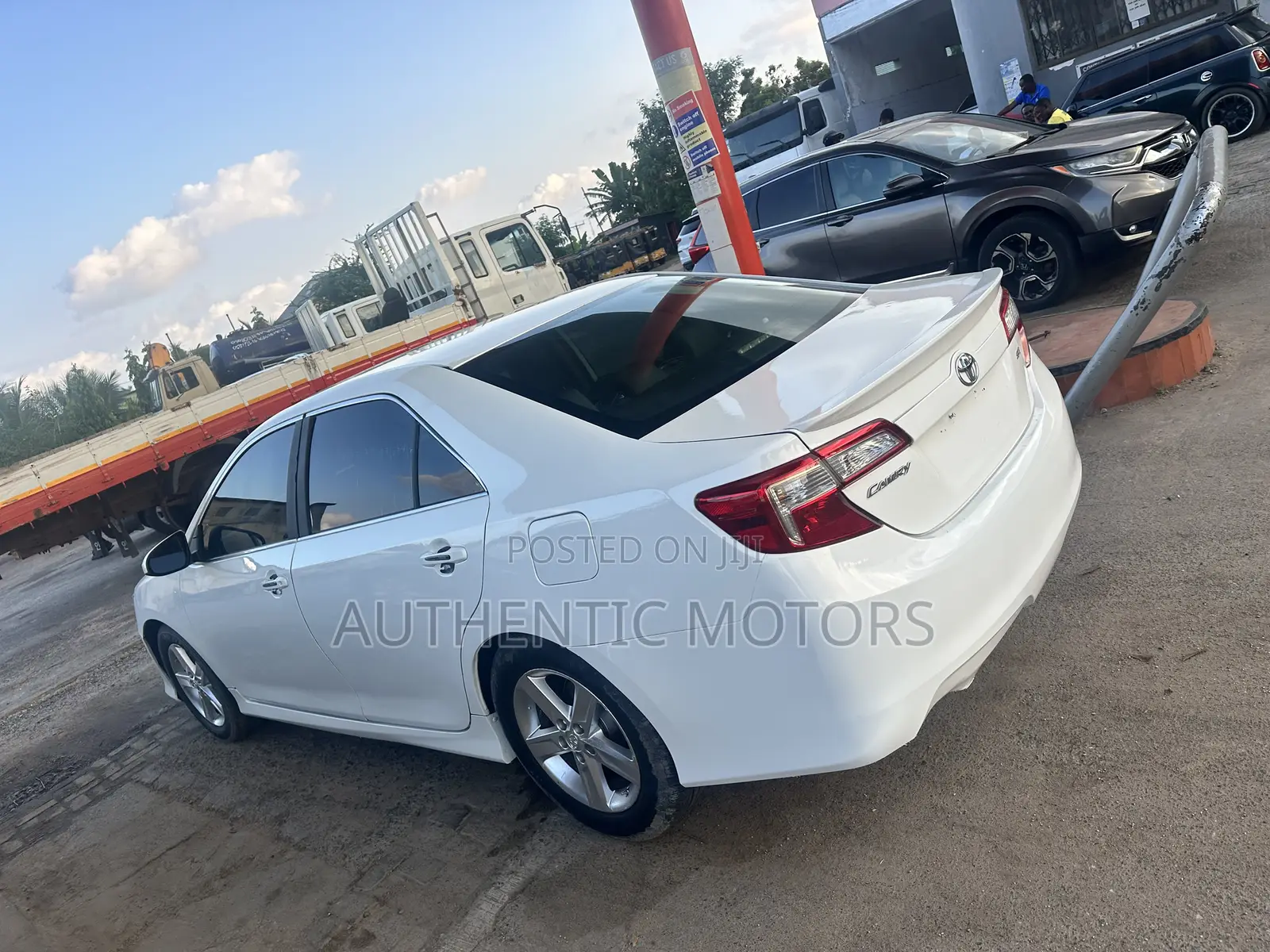 Toyota Camry 2014 White