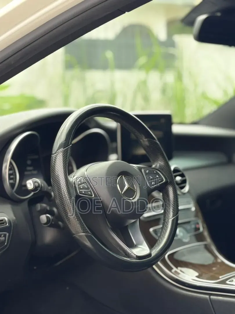 Mercedes-Benz C300 2016 White