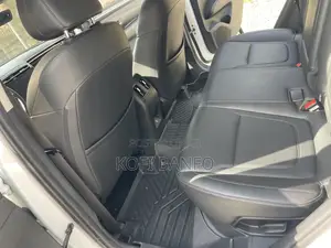 Hyundai Tucson Limited 2021 White