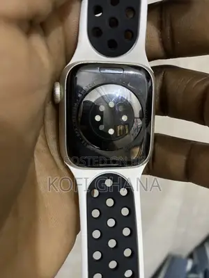 Apple Watch Series 7 (Nike Edition)