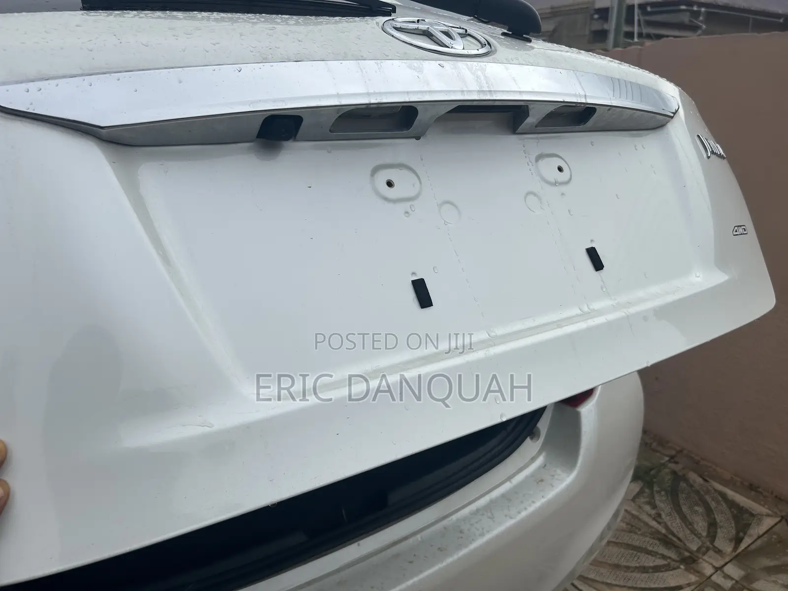 Toyota Vitz 2013 White