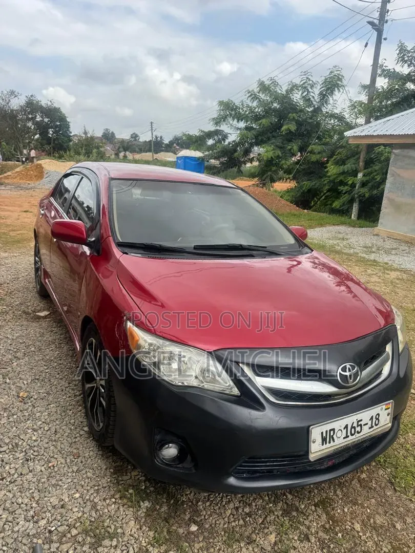 Toyota Corolla 2013 White