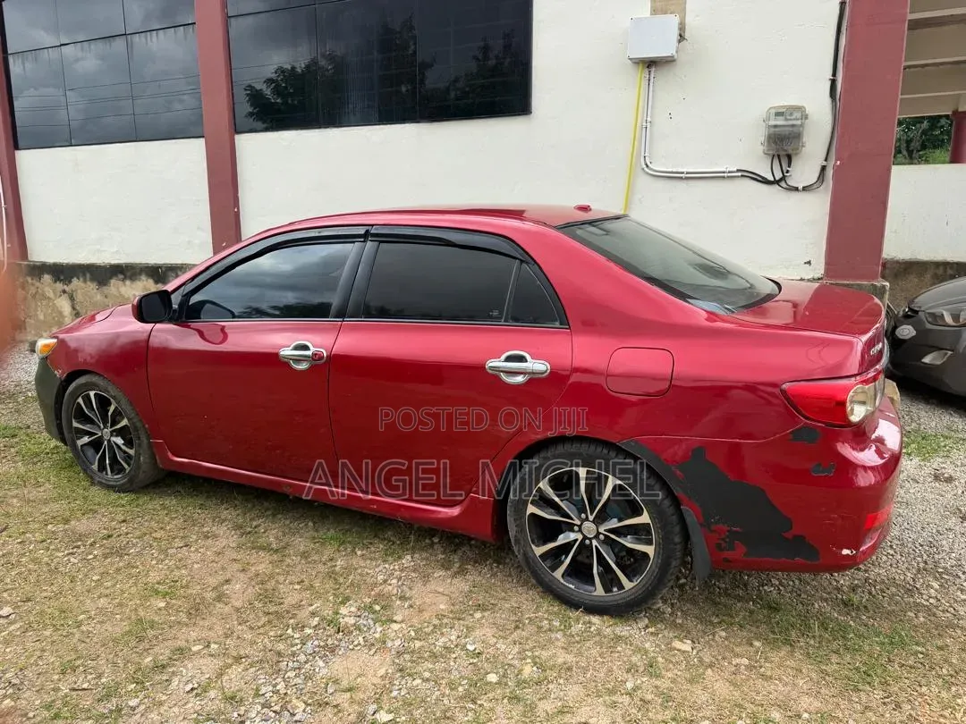 Toyota Corolla 2013 White