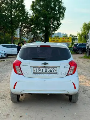 Chevrolet Spark 2016 White