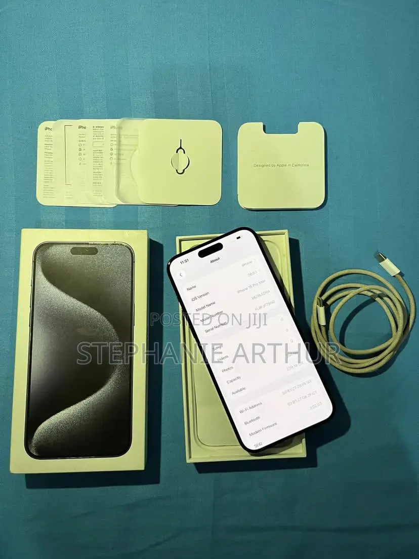 Apple iPhone 15 Pro Max 256 GB Gray