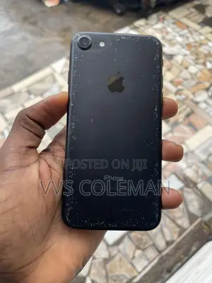 Apple iPhone 7 32 GB Black