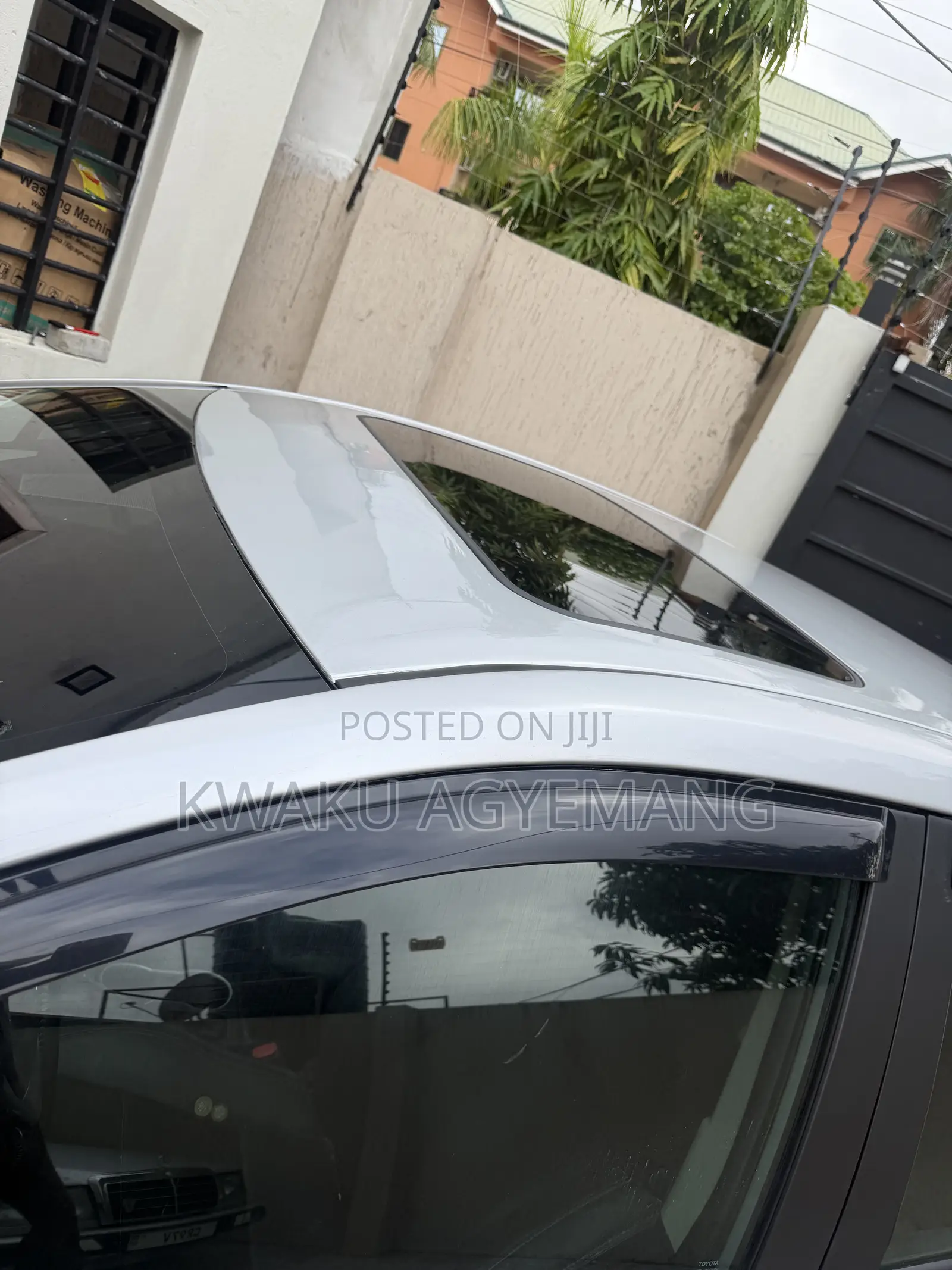 Toyota Corolla XSE (1.8L 4cyl 2A) 2019 Silver