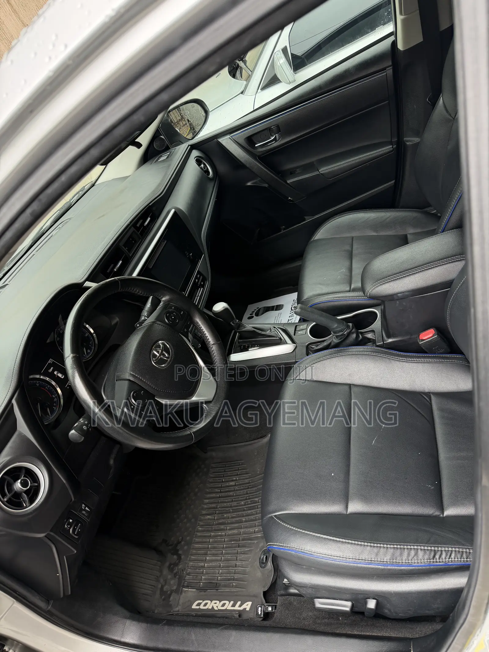 Toyota Corolla XSE (1.8L 4cyl 2A) 2019 Silver