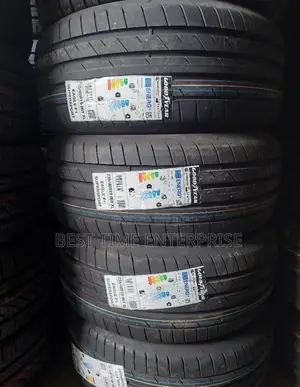235/40 R19 Good Year Tyres