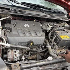 Nissan Sentra SE-R 2011 Red