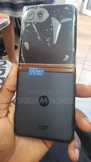 New Motorola Razr 40 Ultra 256 GB Black