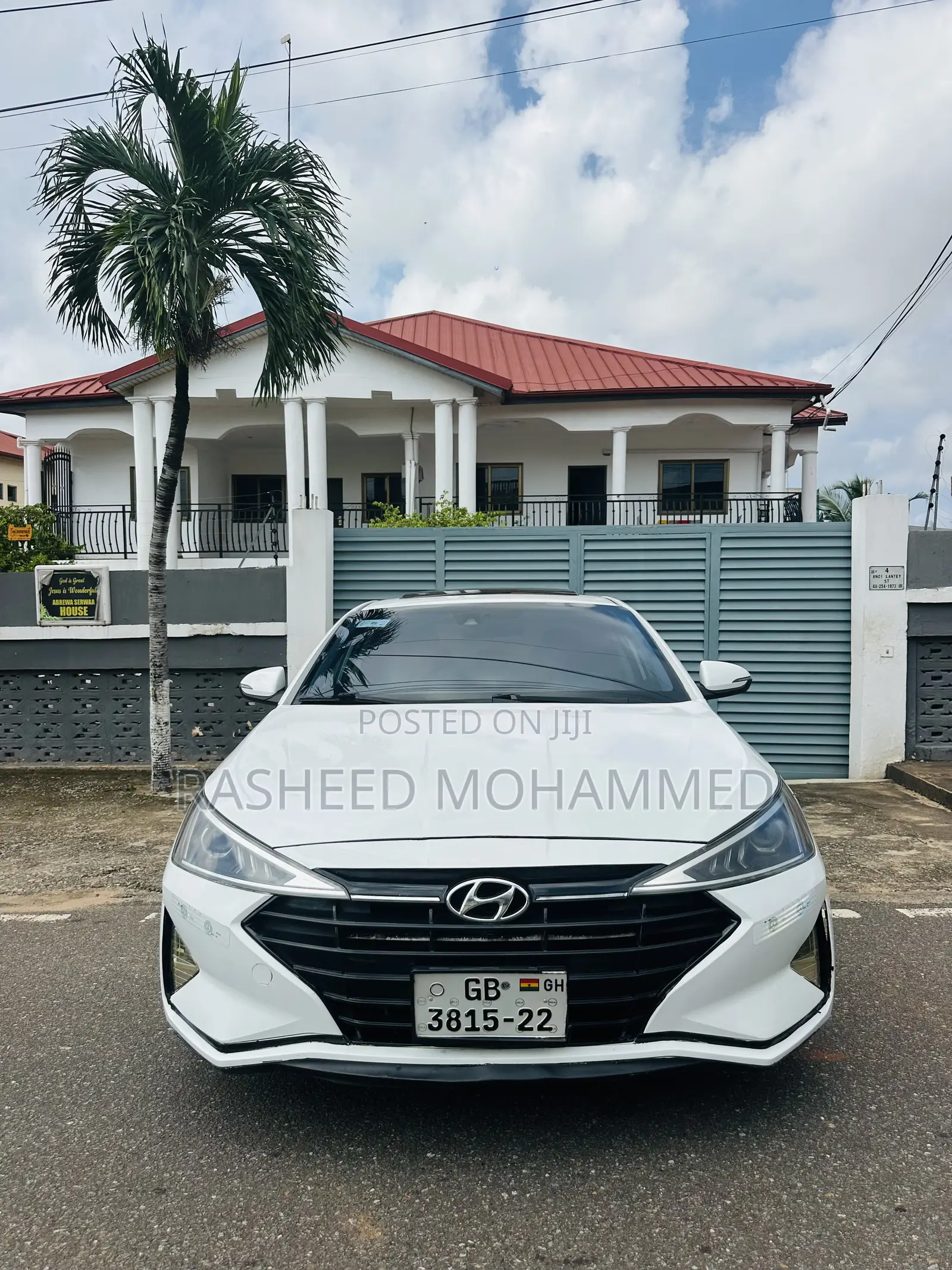 Hyundai Elantra Limited 2019 White