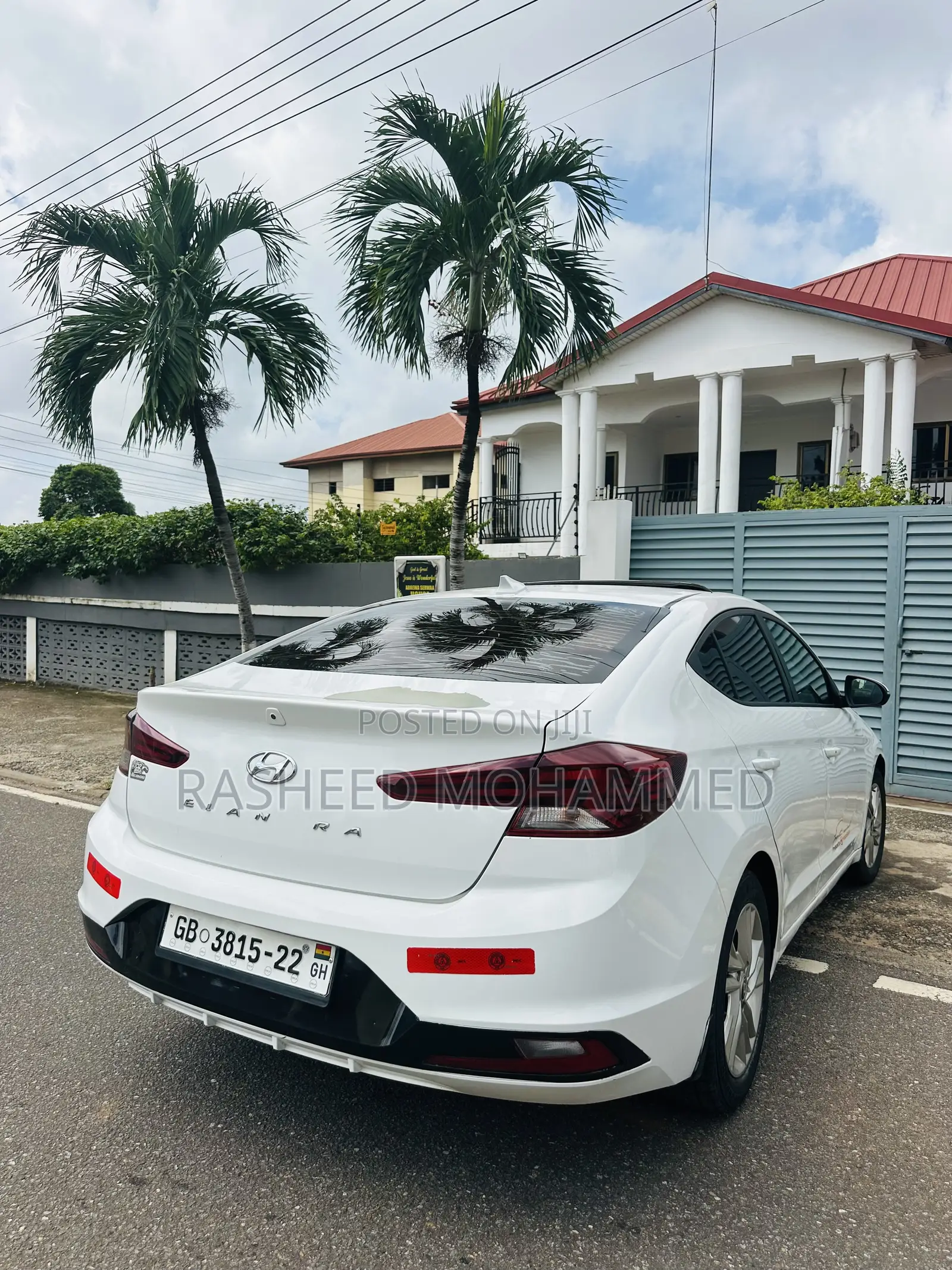 Hyundai Elantra Limited 2019 White