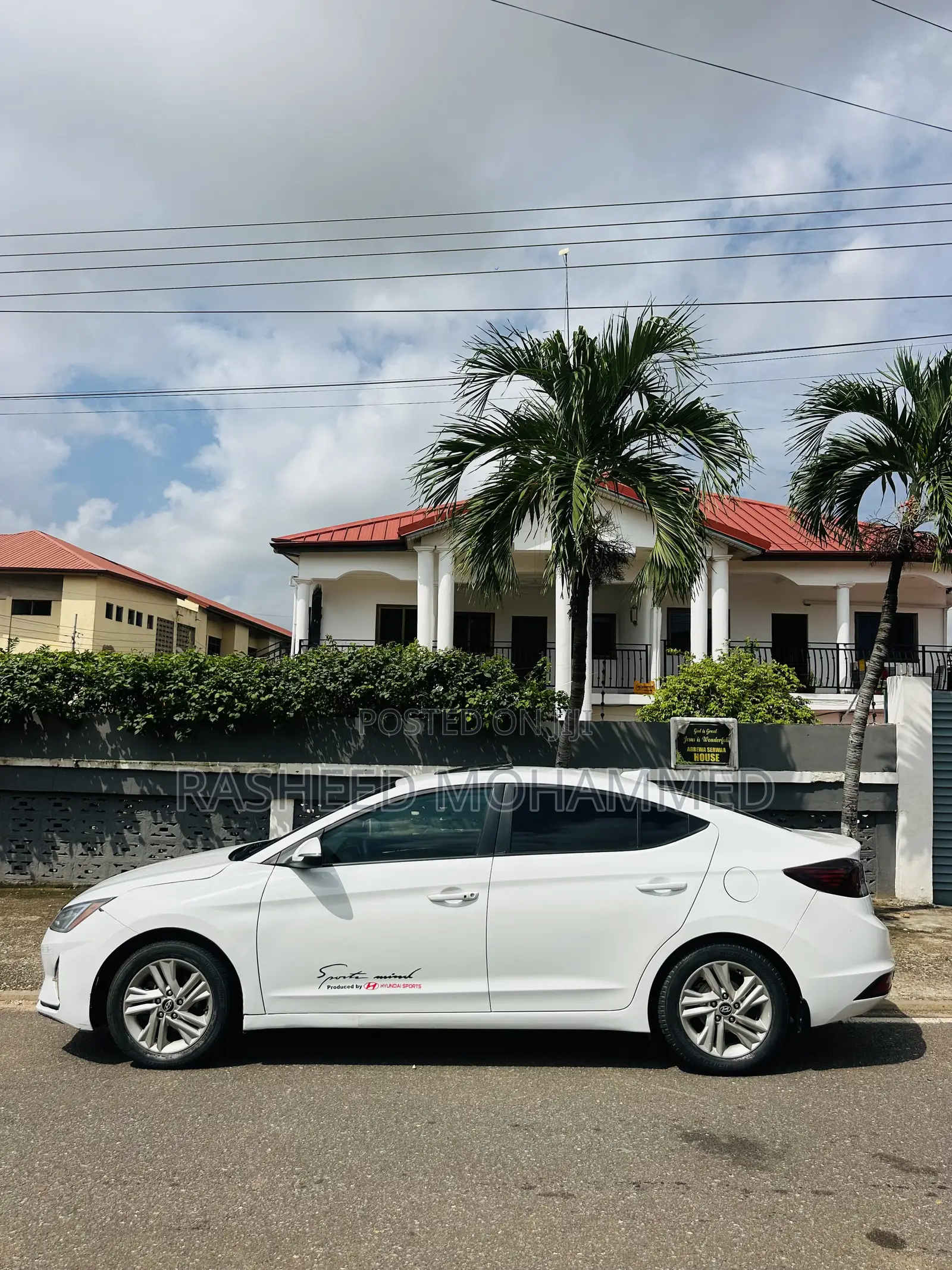 Hyundai Elantra Limited 2019 White