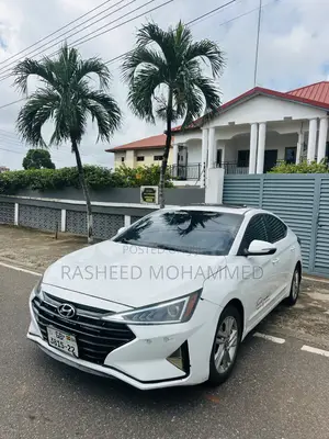 Hyundai Elantra Limited 2019 White