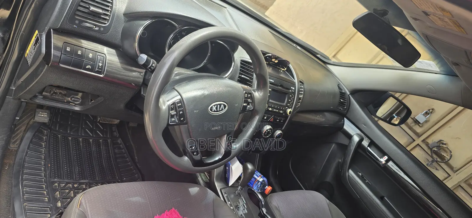 Kia Sorento 2011 Black