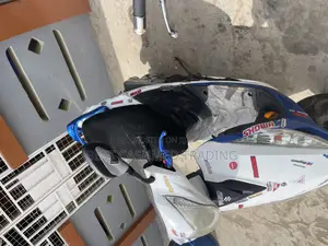 Suzuki GS 2019 White