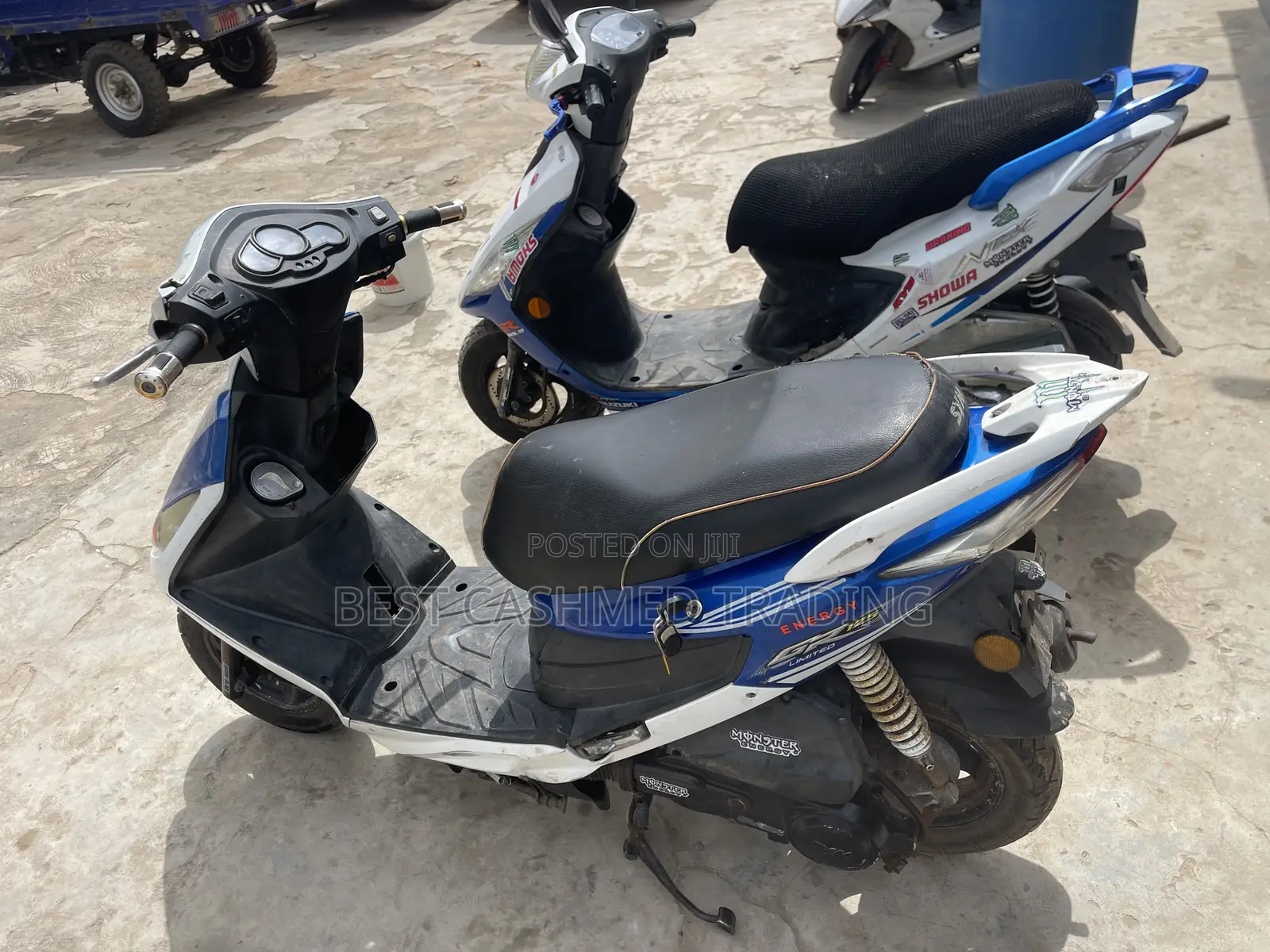 Suzuki GS 2019 White
