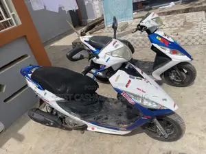 Suzuki GS 2019 White