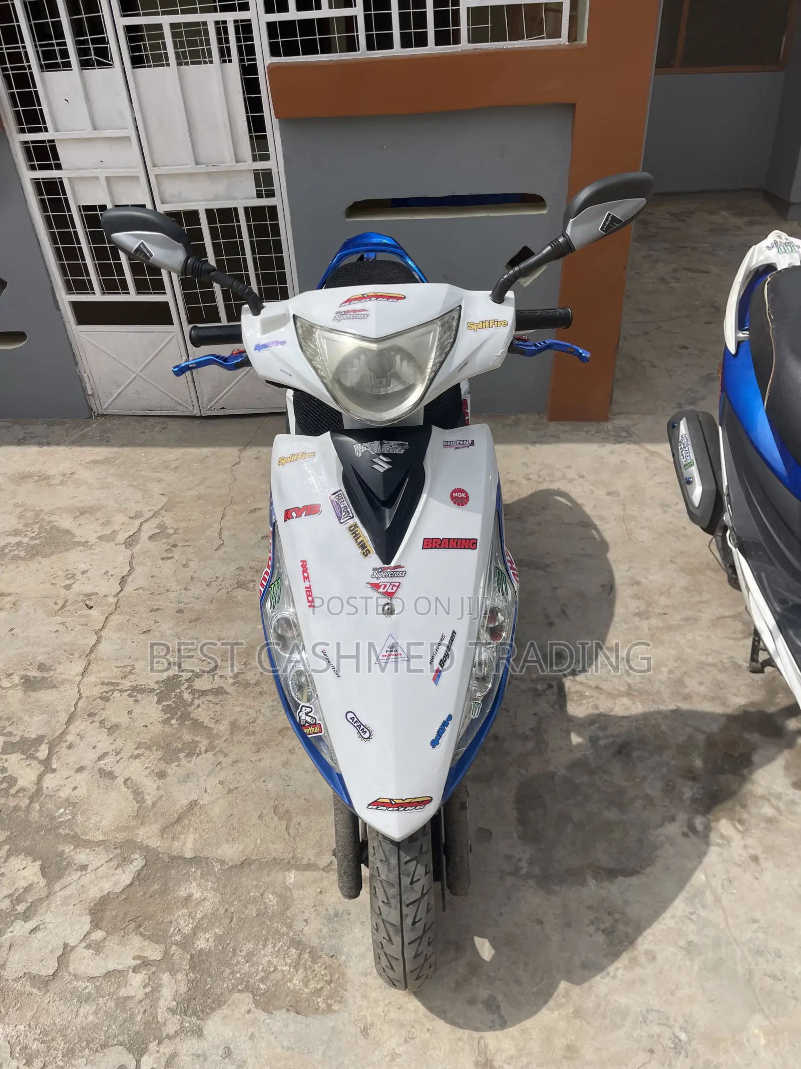 Suzuki GS 2019 White
