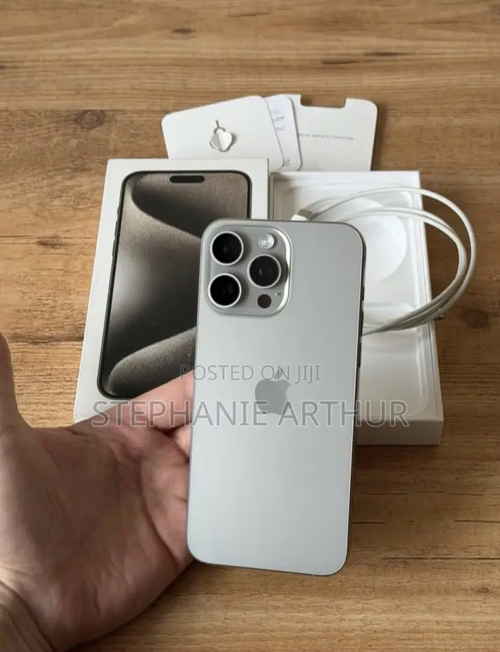 Apple iPhone 15 Pro Max 256 GB Gray