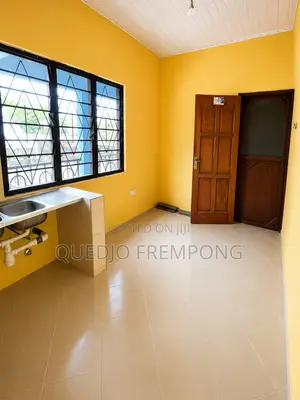 2bdrm House in Weija Junction for rent