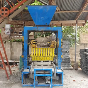 Semi Automatic Blocks Machine - Used