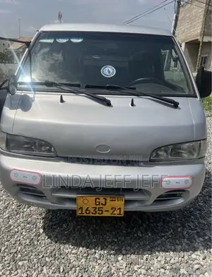 Hyundai H-100 1997 Silver