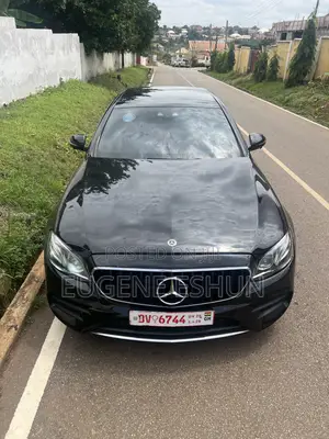 Mercedes-Benz E350 2016 Black