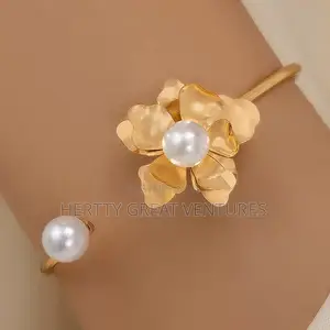 Ladies Bracelet